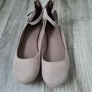 Light brown flats
